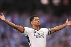 英超球员金球奖颗粒无收，欧冠魔咒再次笼罩，梅西与姆巴佩分获殊荣